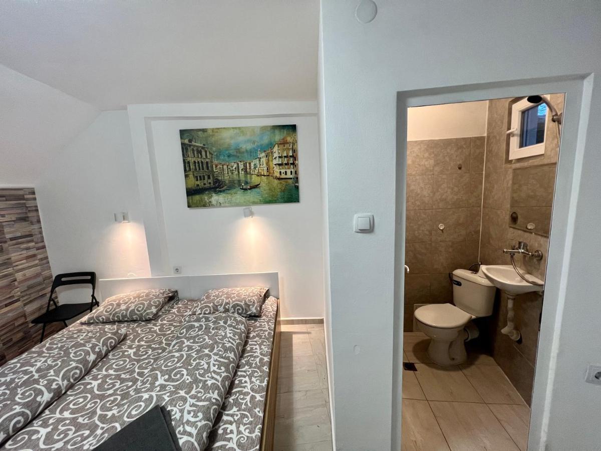 Apartamento The Rainbow 1 & Free Secure Motorcycle Parking Sofía Exterior foto